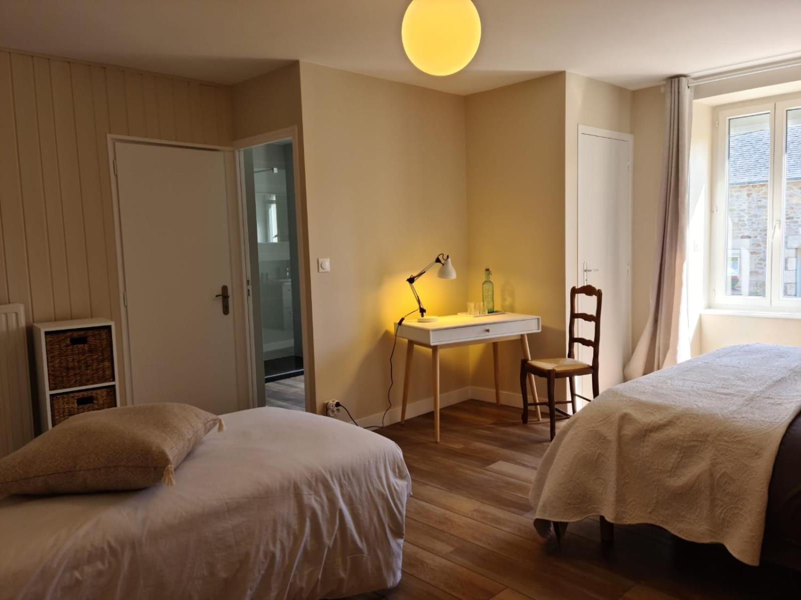 Bleu Outremer Saint-Cast-le-Guildo Room photo